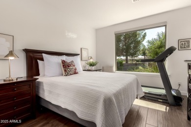 This 2-bedroom residence features plenty of space for on Encanterra Country Club in Arizona - for sale on GolfHomes.com, golf home, golf lot