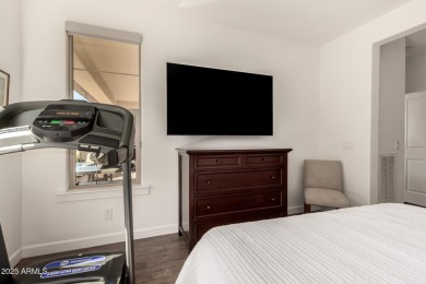 This 2-bedroom residence features plenty of space for on Encanterra Country Club in Arizona - for sale on GolfHomes.com, golf home, golf lot