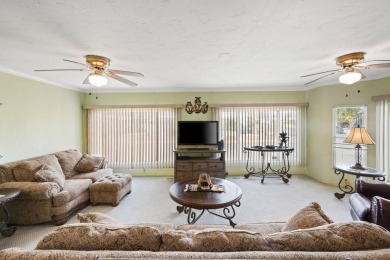 This well-maintained 2-bedroom 2 bath home sits on a long corner on The Club At Shenandoah Springs in California - for sale on GolfHomes.com, golf home, golf lot