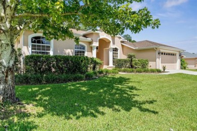 MOVE-IN READY!! Beautiful home in Hernando Oaks golf community!! on Hernando Oaks Golf and Country Club in Florida - for sale on GolfHomes.com, golf home, golf lot