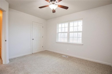 Charming remodeled home in beautiful Bella Vista--perfect for on Bella Vista - Metfield Golf Complex and Country Club in Arkansas - for sale on GolfHomes.com, golf home, golf lot