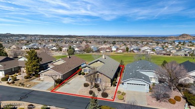 Beautifully Remodeled home in The Cottages at Prescott Lakes on Prescott Lakes Golf and Country Club in Arizona - for sale on GolfHomes.com, golf home, golf lot