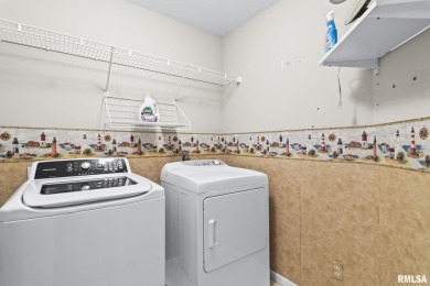Beautifully updated condo in Panther Creek Golf Course Community on Panther Creek Country Club in Illinois - for sale on GolfHomes.com, golf home, golf lot