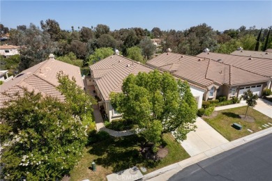Beautiful SINGLE STORY jewel with 3 bedrooms and a large natural on California Oaks Golf Course in California - for sale on GolfHomes.com, golf home, golf lot