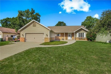 Beautifully updated 4-bedroom, 2-bath home located directly on on Valley Golf Course in Minnesota - for sale on GolfHomes.com, golf home, golf lot