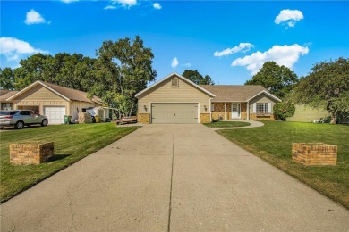 Beautifully updated 4-bedroom, 2-bath home located directly on on Valley Golf Course in Minnesota - for sale on GolfHomes.com, golf home, golf lot