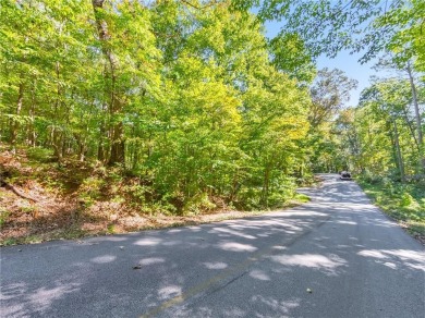 Beautiful wooded lot located in the sought-after Fairfield on Fairfield Plantation Golf and Country Club in Georgia - for sale on GolfHomes.com, golf home, golf lot