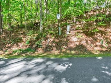 Beautiful wooded lot located in the sought-after Fairfield on Fairfield Plantation Golf and Country Club in Georgia - for sale on GolfHomes.com, golf home, golf lot