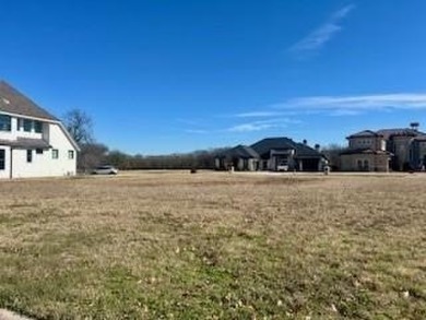 Great custom lot on quiet cul-de-sac street, by creek and golf on Southern Oaks Golf Club in Texas - for sale on GolfHomes.com, golf home, golf lot