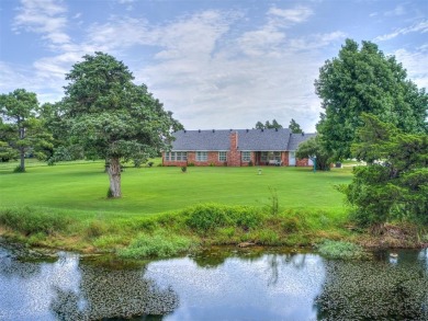 Beautiful Golf Course Home in Cedar Valley: 3 Bed + 2.5 Baths + on Cedar Valley Golf Club in Oklahoma - for sale on GolfHomes.com, golf home, golf lot