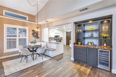 Under contract-accepting backup offers. Classic Tuskawilla Pool on Tuscawilla Country Club in Florida - for sale on GolfHomes.com, golf home, golf lot