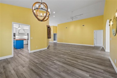Under contract-accepting backup offers. This beautifully on Temple Terrace Golf and Country Club in Florida - for sale on GolfHomes.com, golf home, golf lot