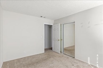 Cozy Condo Retreat! Welcome to this delightful 3BD / 2BA on Oak Tree Country Club in California - for sale on GolfHomes.com, golf home, golf lot