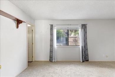 Cozy Condo Retreat! Welcome to this delightful 3BD / 2BA on Oak Tree Country Club in California - for sale on GolfHomes.com, golf home, golf lot