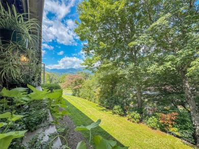 Discover comfort & style in this spacious bottom-level condo on Waynesville Country Club Inn in North Carolina - for sale on GolfHomes.com, golf home, golf lot