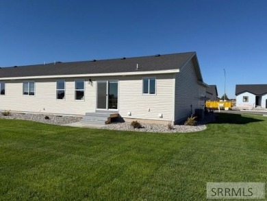 I'm excited to introduce you to Copper Creek Homes' Twin Peaks on Sage Lakes Municipal Golf Course in Idaho - for sale on GolfHomes.com, golf home, golf lot