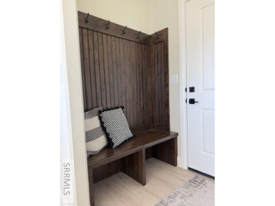 I'm excited to introduce you to Copper Creek Homes' Twin Peaks on Sage Lakes Municipal Golf Course in Idaho - for sale on GolfHomes.com, golf home, golf lot