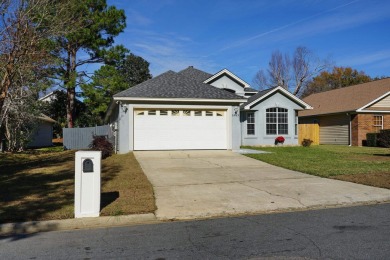 *Open House 12/19-12/22* Absolutely stunning home in Summer on The Golf Club At Summerbrooke in Florida - for sale on GolfHomes.com, golf home, golf lot