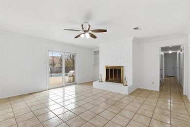 CLEAN AND MOVE IN READY. Situated on a quiet, established street on Shady Valley Golf Club in Texas - for sale on GolfHomes.com, golf home, golf lot