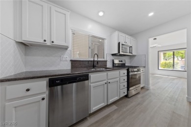 Beautifully updated 2BD/2BA townhome in Sun City Summerlin, Las on Eagle Crest Golf Club in Nevada - for sale on GolfHomes.com, golf home, golf lot