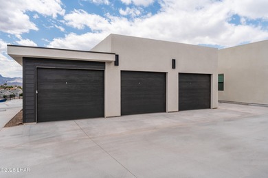 This brand-new townhome in Residential Estates bordering the on London Bridge Golf Course in Arizona - for sale on GolfHomes.com, golf home, golf lot
