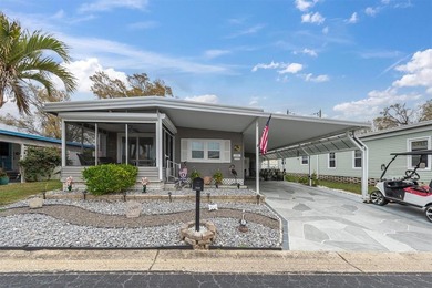 Come see this beautifully updated 2-bedroom, 2-bath manufactured on Largo Golf Course in Florida - for sale on GolfHomes.com, golf home, golf lot