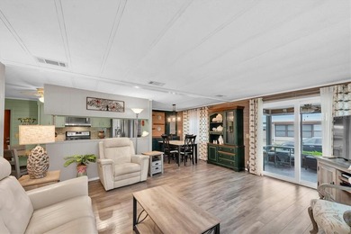 Come see this beautifully updated 2-bedroom, 2-bath manufactured on Largo Golf Course in Florida - for sale on GolfHomes.com, golf home, golf lot