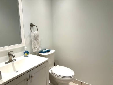 Located in Kings Point, an active 55+ gated community, this on Kings Point Golf - Executive in Florida - for sale on GolfHomes.com, golf home, golf lot