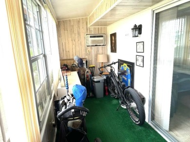 Located in Kings Point, an active 55+ gated community, this on Kings Point Golf - Executive in Florida - for sale on GolfHomes.com, golf home, golf lot