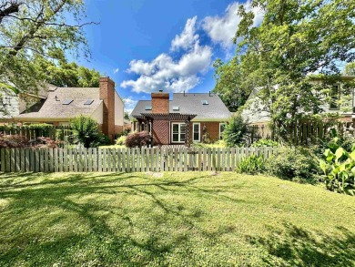 Welcome to 8833 Fairway Gardens Drive -- a fresh new beginning on Colonial Country Club in Tennessee - for sale on GolfHomes.com, golf home, golf lot