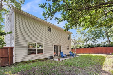 Beautiful 3 bedroom, 2.5 bath home located in a mature West on Shadowmoss Plantation Golf Club in South Carolina - for sale on GolfHomes.com, golf home, golf lot