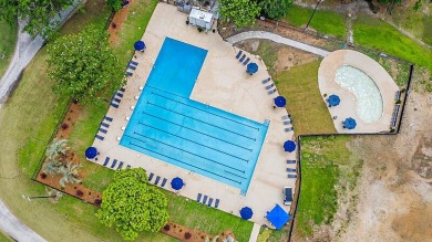 Beautiful 3 bedroom, 2.5 bath home located in a mature West on Shadowmoss Plantation Golf Club in South Carolina - for sale on GolfHomes.com, golf home, golf lot