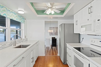 Under contract-accepting backup offers. Welcome to easy Florida on Mainlands Golf Club in Florida - for sale on GolfHomes.com, golf home, golf lot