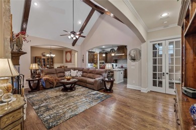 Incredibly UPGRADED, meticulously maintained 3 bedroom, 2.5 bath on The Lakes at Castle Hill Golf Club in Texas - for sale on GolfHomes.com, golf home, golf lot