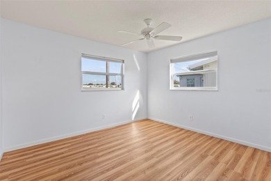 Under contract-accepting backup offers. Welcome to easy Florida on Mainlands Golf Club in Florida - for sale on GolfHomes.com, golf home, golf lot