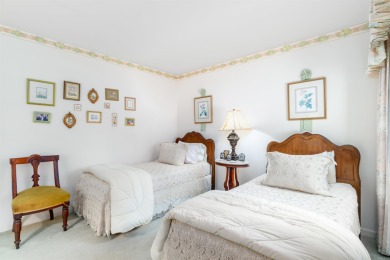 Charming 3-bedroom, 2.5-bath home on a corner lot overlooking on Balboa Golf Course in Arkansas - for sale on GolfHomes.com, golf home, golf lot