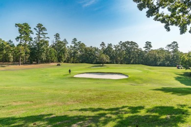 Charming 3-bedroom, 2.5-bath home on a corner lot overlooking on Balboa Golf Course in Arkansas - for sale on GolfHomes.com, golf home, golf lot