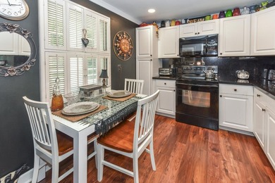 SELLER MOTIVATED! Beautifully maintained 3-bedroom, 2-bath condo on Palm-Aire Country Club and Resort - The Oaks in Florida - for sale on GolfHomes.com, golf home, golf lot