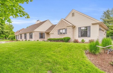 Swimmers and sunbathers delight at your own private oasis in on Lincolnshire Fields Country Club in Illinois - for sale on GolfHomes.com, golf home, golf lot