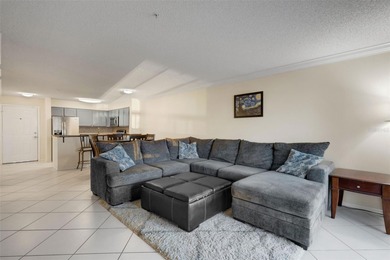 A well presented 2-bedroom, 2-bathroom condo in desirable on Feather Sound Country Club in Florida - for sale on GolfHomes.com, golf home, golf lot