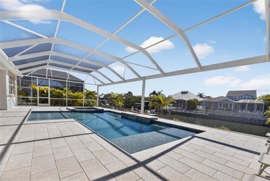 944 Signet Dr, Apollo Beach, FL 33572 | 4 Bedrooms | 3.5 on Apollo Beach Golf and Sea Club in Florida - for sale on GolfHomes.com, golf home, golf lot