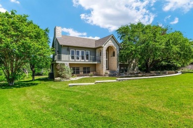 This laid back 3 bedroom, 3 bathroom home is all about on White Bluff Resort - Old Course in Texas - for sale on GolfHomes.com, golf home, golf lot
