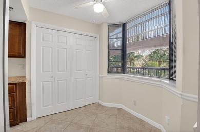 Light and bright 2 bedroom 2 bath condo located on the third on The Country Club At Boca Raton in Florida - for sale on GolfHomes.com, golf home, golf lot