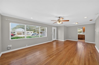 Don't miss this fantastic home in the heart of College Park, set on Dubsdread Golf Course in Florida - for sale on GolfHomes.com, golf home, golf lot