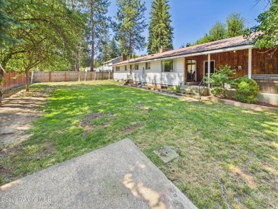 Spacious 3/2 single-level brick home very close to Pinehurst on The Pinehurst Golf Course in Idaho - for sale on GolfHomes.com, golf home, golf lot