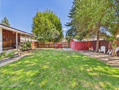 Spacious 3/2 single-level brick home very close to Pinehurst on The Pinehurst Golf Course in Idaho - for sale on GolfHomes.com, golf home, golf lot