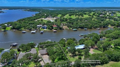 LAKE HOME - Welcome to this spacious 2 story, 5 bedroom, 3.5 on Twisted Oaks Golf Club in Texas - for sale on GolfHomes.com, golf home, golf lot