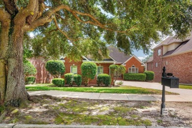 Heron Lakes, this home has a great view of Number 3 fairway of on Heron Lakes Country Club in Alabama - for sale on GolfHomes.com, golf home, golf lot