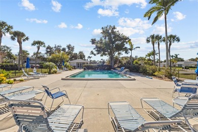 Looking for a 2-bed condo in Palm Aire with golf views? This on Palm Aire Country Club of Sarasota in Florida - for sale on GolfHomes.com, golf home, golf lot