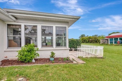 Stunning 2/2 home with a 2-car garage in a vibrant 55+ community on Highland Lakes Executive Golf Course in Florida - for sale on GolfHomes.com, golf home, golf lot